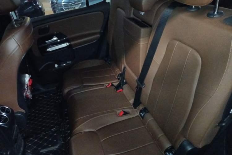 Used Mercedes-Benz GLB 2020 GLB 200 Stylish Edition Left Rear Seat