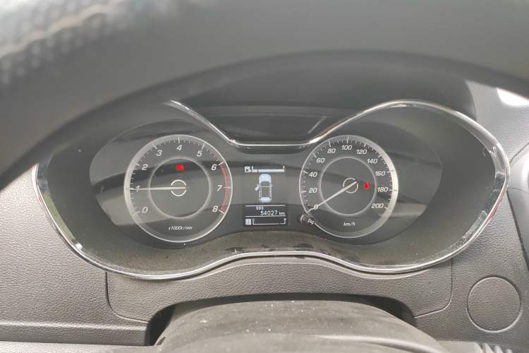 Used Baojun 560 2015 1.8L Manual Elite Edition