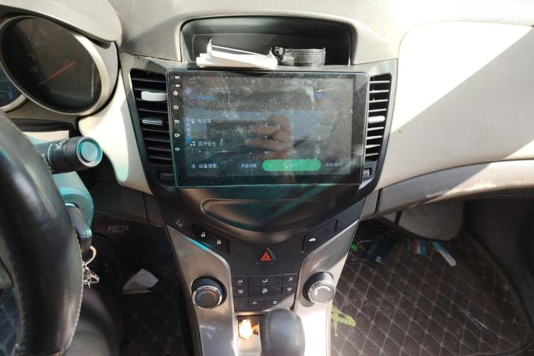 Used Chevrolet Cruze 2015 1.5L Classic SE AT Audio And AC Panel