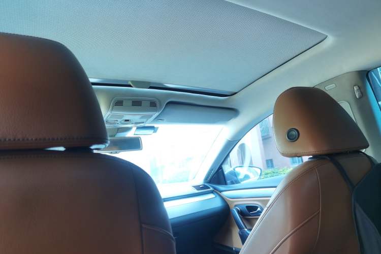 Used Volkswagen FAW-Volkswagen CC 2012 2.0 TSI Ultimate Edition Headliner