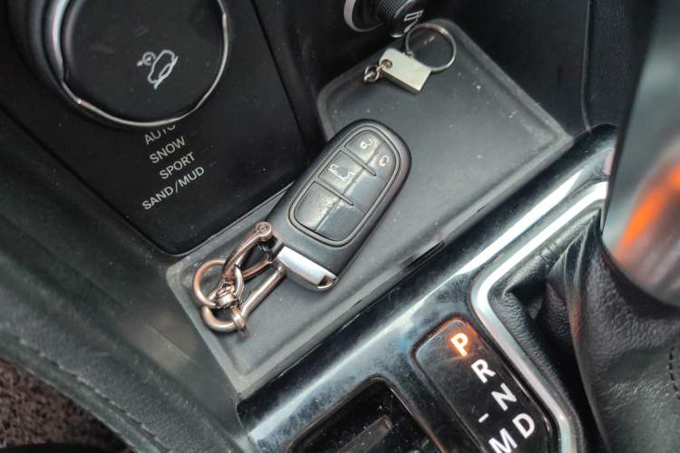 Used Jeep Grand Commander 2018 2.0T Four-Wheel Drive Prestige Edition China V
