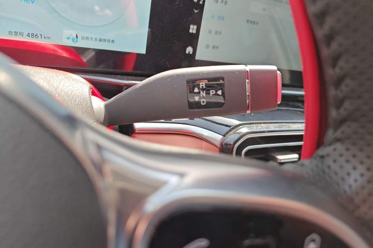 Used JETOUR Shanhai L7 2024 1.5T 120km MAX 5-Seater
