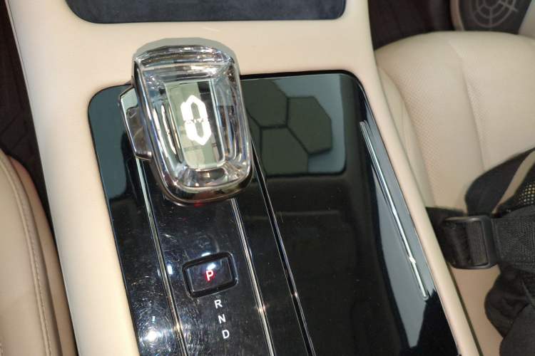 Used Hima AITO M7 2024 1.5T Rear-Drive Plus Version 5 Seats