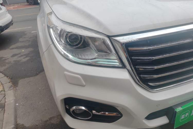 Used Haval H9 2017 2.0T Gasoline 4x4 Premium 5-Seater