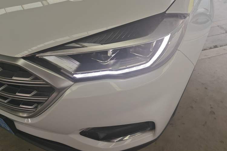 Used Sinotruk VGV U70 2020 1.5T Automatic Smart Luxury Edition 5 Seats
