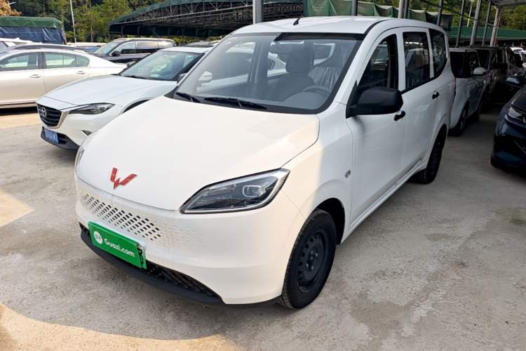 Used Wuling Hongguang New Energy 2025 Extended-Range Hybrid 50 km Utility Version
