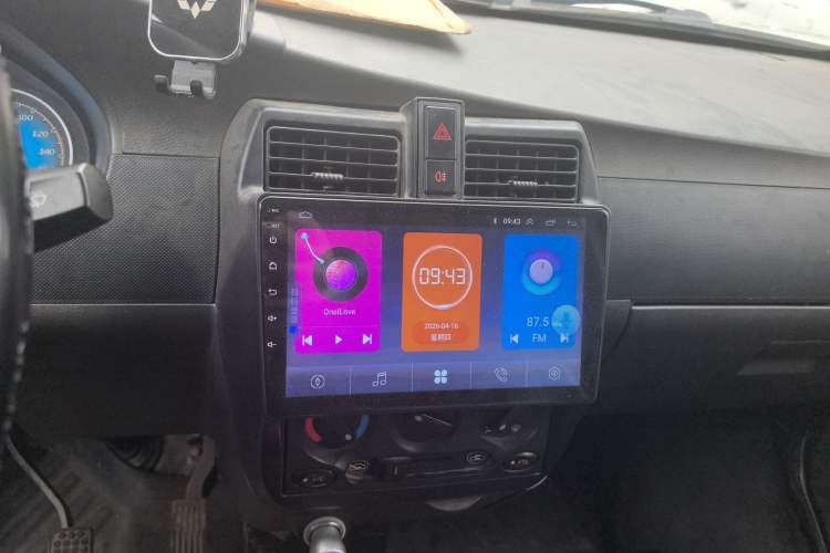 Used Wuling EV50 2021 Van Logistics Vehicle Lishen 41.6kWh Tongyu Electric Control System
