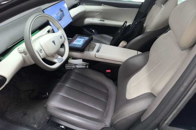 Used Deepal L07 2024 230Max Qiankun Intelligent Driving ADS SE Range-Extended Version
