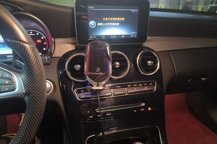 Used Mercedes-Benz C-Class 2015 C 200 Sport Edition Audio And AC Panel