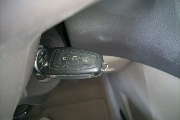 Used Ford Focus 2012 Sedan 1.6L Manual Comfort Model