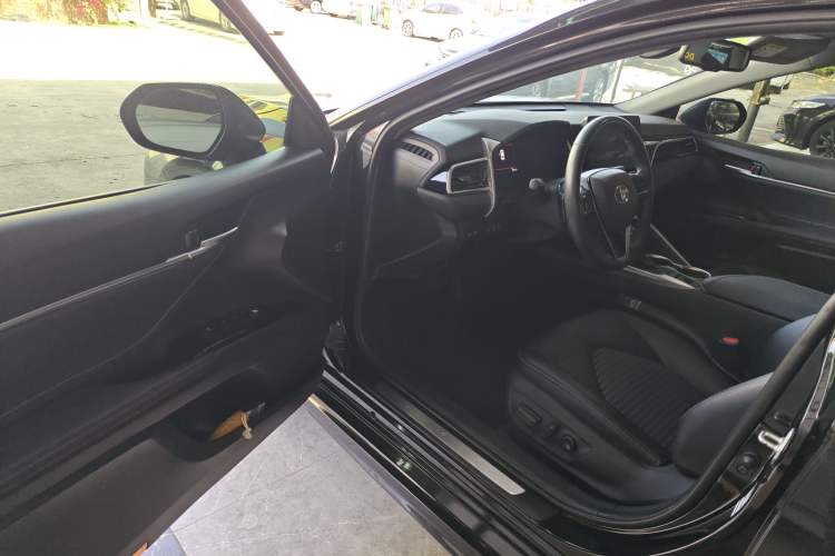 Used Toyota Camry 2022 2.5S Knight Edition