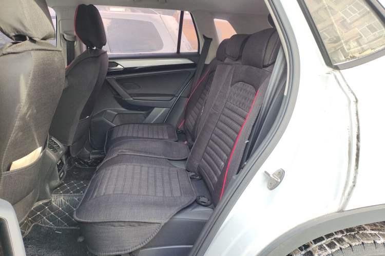 Used Volkswagen Tayron 2022 280TSI Two-Wheel Drive Luxury Smart Connectivity Version Left Rear Seat