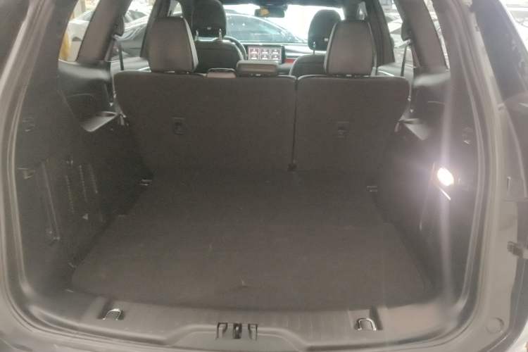 Used Ford Edge 2021 PLUS EcoBoost 245 Two-Wheel-Drive ST-Line 5-Seater
