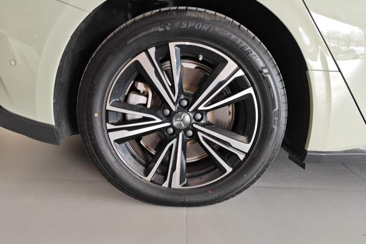 Used Hongqi EH7 2024 690 Pro