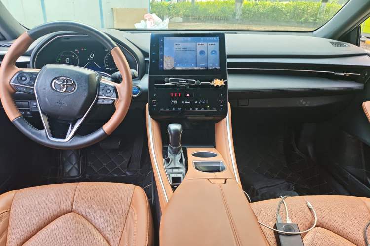 Used Toyota Avalon 2022 Dual-Engine 2.5L XLE Premium Edition
