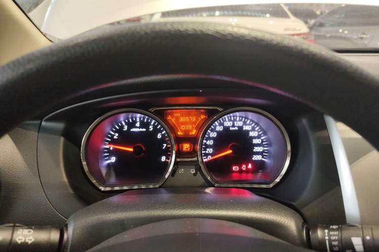 Used Nissan Livina 2013 1.6XE CVT Comfort Edition