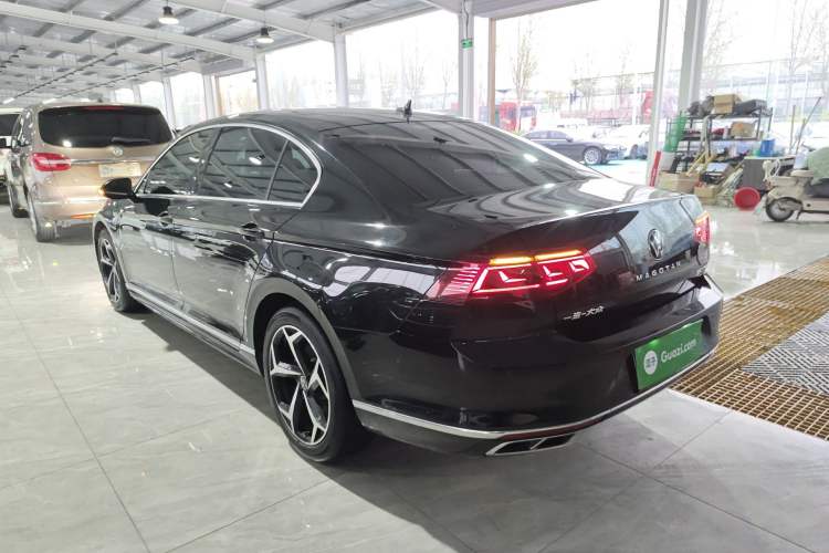 Used Volkswagen Magotan 2023 2 Million Units Commemorative Edition 330TSI DSG Luxury Version Rear Left 45 Deg