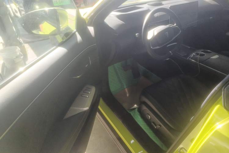 Used Deepal S07 2023 200Max Range-Extended Version
