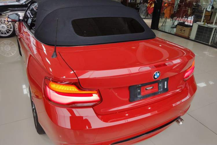 Used BMW 2 Series 2018 220i Convertible Coupe Sports Design Package