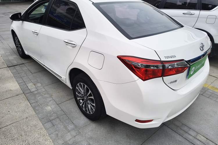 Used Toyota Corolla 2017 Revised Version 1.2T S-CVT GL-i