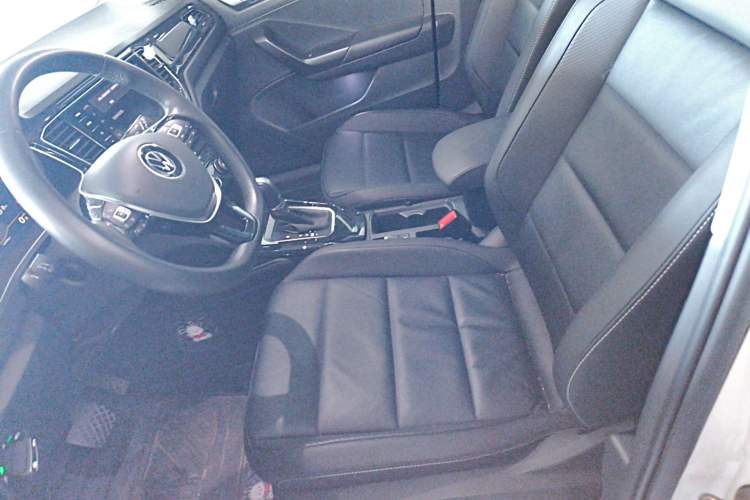 Used Volkswagen T-ROC 2022 280TSI DSG Two-Wheel Drive Comfort PLUS