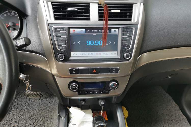 Used Geely Auto SX7 2013 2.0L Automatic Prestige Edition
