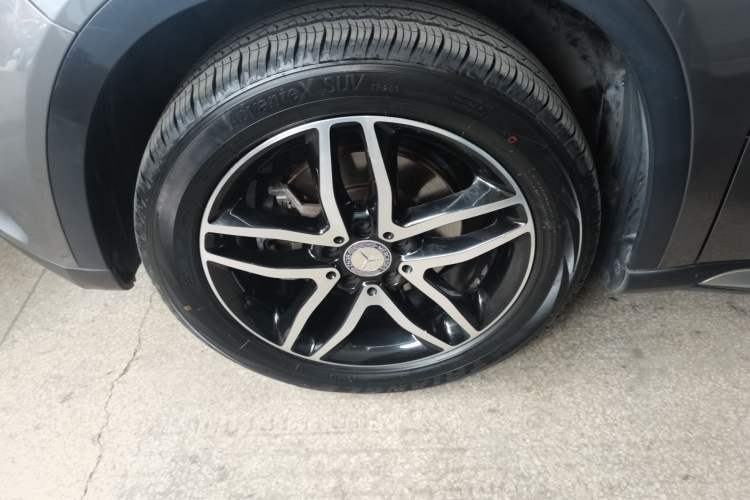 Used Mercedes-Benz GLA 2016 GLA 220 4MATIC Fashion Edition Left Front Wheel Hub