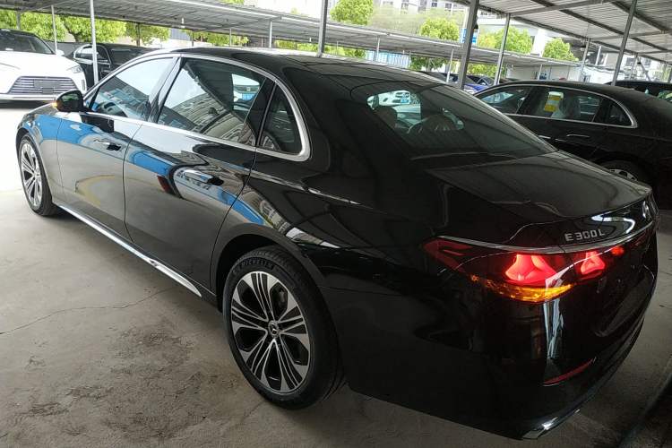 Used Mercedes-Benz E-Class 2026 E 300 L Luxury Exterior 2