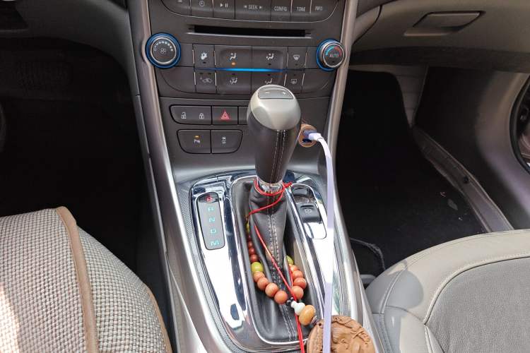 Used Chevrolet Malibu 2012 2.4L Automatic Luxury Edition