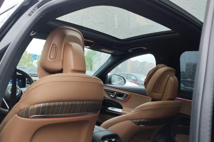 Used Mercedes-Benz E-Class 2024 Refresh E 300 L Stylish Edition
