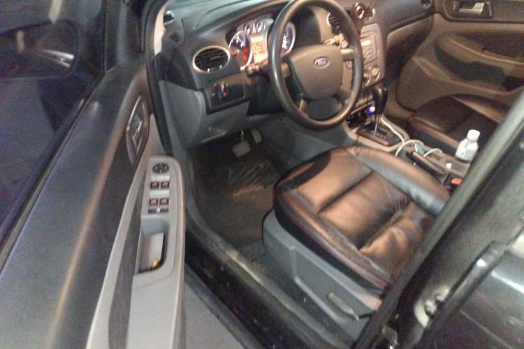 Used Ford Focus 2012 Hatchback Classic 1.8L Automatic Base Model