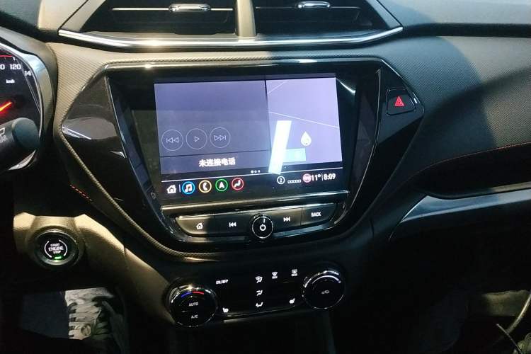 Used Chevrolet Trailblazer 2019 435T RS Automatic All-Wheel-Drive Huanrui Edition China VI Standard Audio And AC Panel