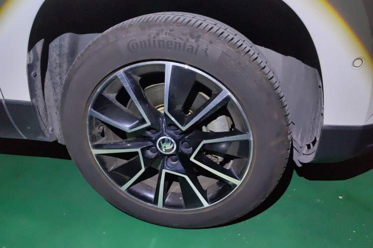 Used Skoda Karoq 2019 TSI280 Smart Drive Deluxe Edition China VI Standard
