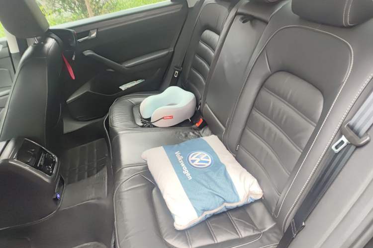 Used Volkswagen Passat 2016 330TSI DSG Luxury Edition Left Rear Seat