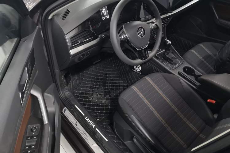 Used Volkswagen Lavida 2019 280TSI DSG Comfort Edition China VI standard
