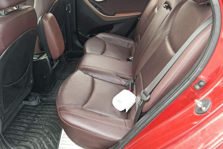 Used Hyundai Elantra (5th Generation / Langdong) 2015 1.6L Automatic Luxury Model Left Rear Seat