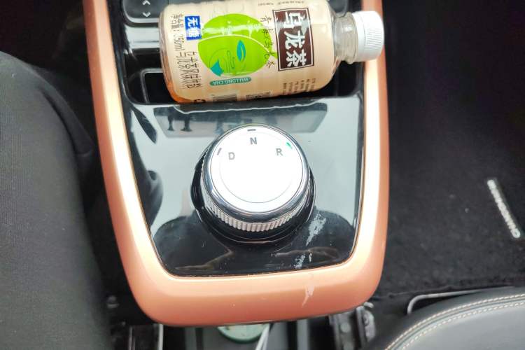 Used Dongfeng NAMMI BOX 2022 Chasing Wind Edition 331 km Standard Model Gear Lever