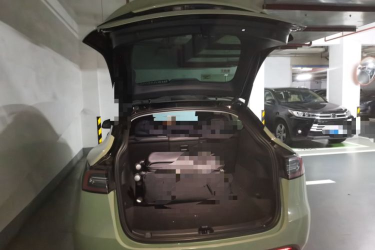 Used Tesla Model Y 2022 Rear-Wheel-Drive Version Trunk