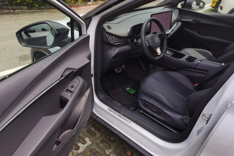 Used Volkswagen ID.UNYX 2024 Ultra Long-Range Version Driver Seat