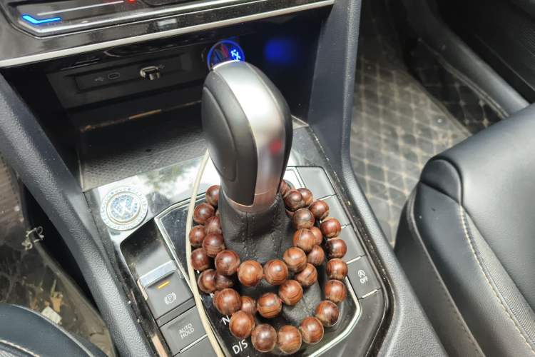 Used Volkswagen Tharu 2023 300TSI Two-Wheel-Drive Full Moon Edition