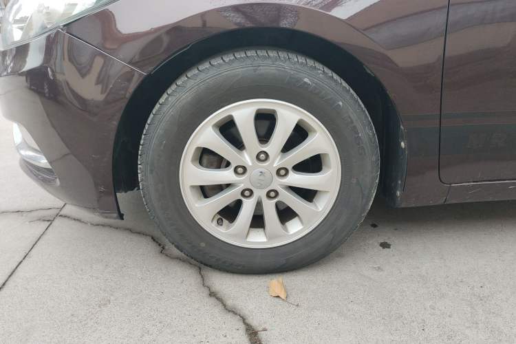 Used Kia K3 2015 1.6L Manual GL