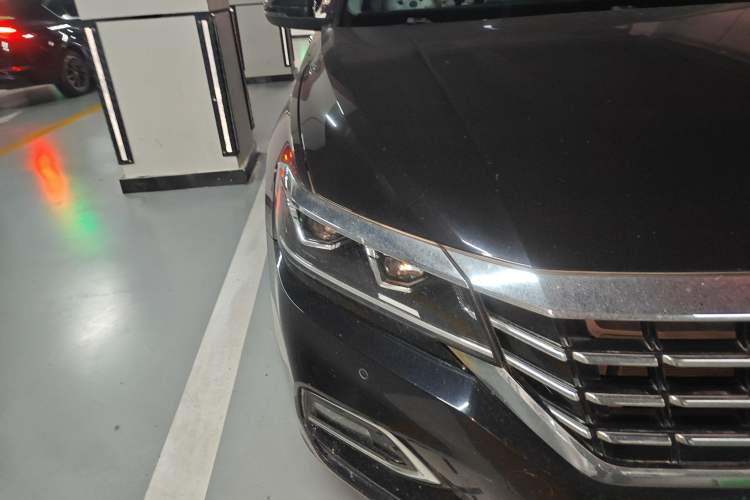 Used Volkswagen Passat 2019 330TSI Elite Edition China VI
