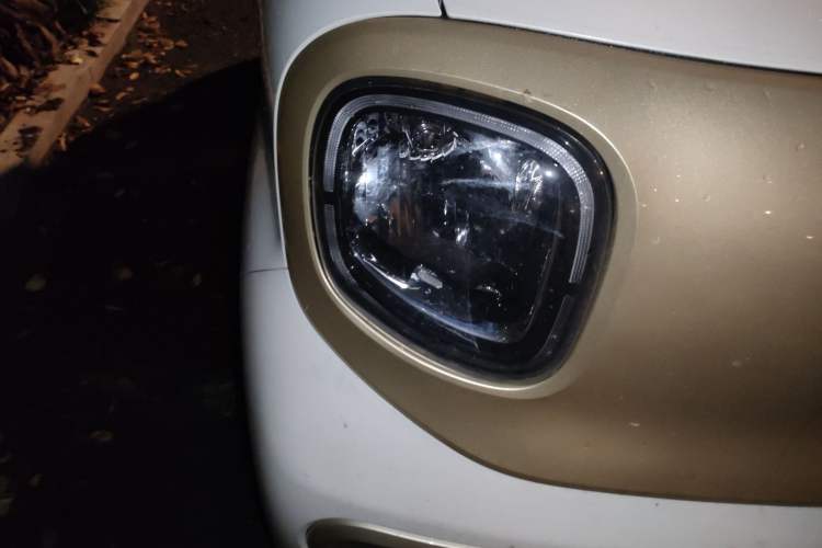 Used Bestune Pony 2025 222km Range Agile Horse Right Front Headlight