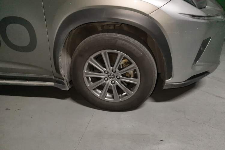 Used Lexus NX 2017 300h Front-Drive FENGSHANG Edition
