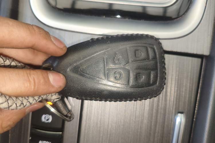 Used Changan Ruicheng CC 2022 Blue Whale Edition 1.5T DCT Prestige Model