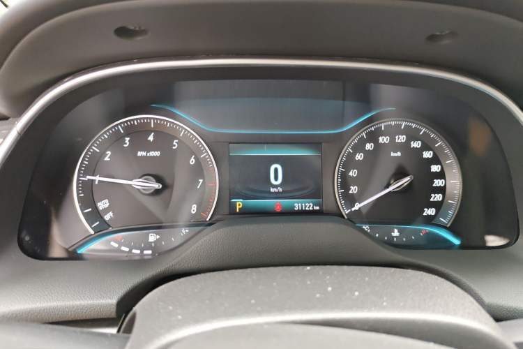 Used Buick Excelle GX 2018 18T Automatic Elite Model Instrument Cluster