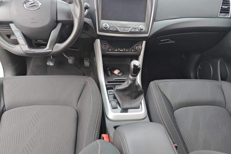 Used Land X5 2016 Plus 1.5T Manual Enjoyment Edition
