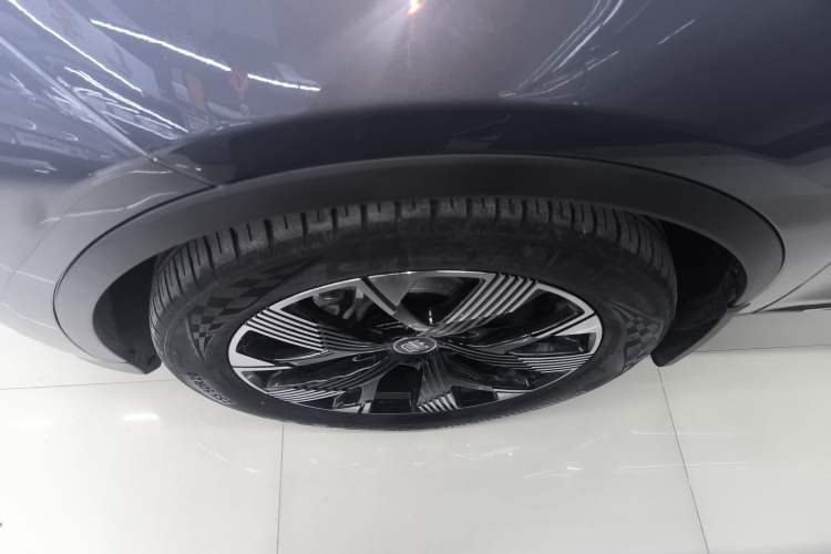 Used BYD Tang New Energy 2024 DM-i Glory Edition 112KM Flagship Model Exterior 4