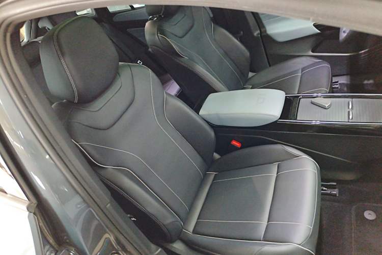 Used Volkswagen ID.4 X 2023 Upgraded Model Pure Intelligent Enjoyment Version Right Front Seat