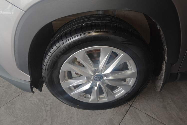 Used Toyota Corolla Cross 2022 2.0L Pioneer Edition Left Front Wheel Hub